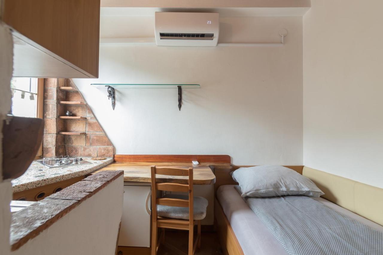 Cozy, Bright And Affordable Single Studio - Free Parking Любляна Екстер'єр фото
