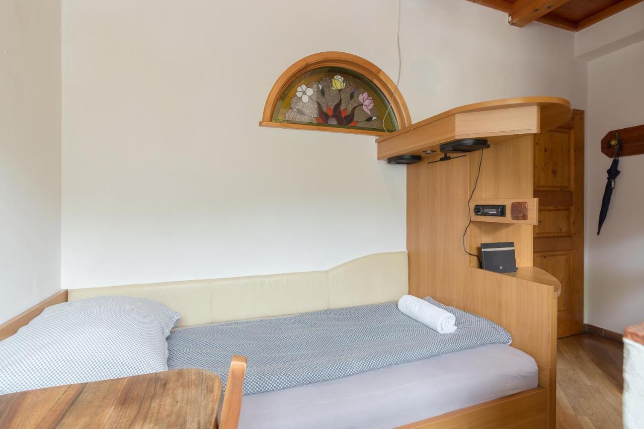 Cozy, Bright And Affordable Single Studio - Free Parking Любляна Екстер'єр фото